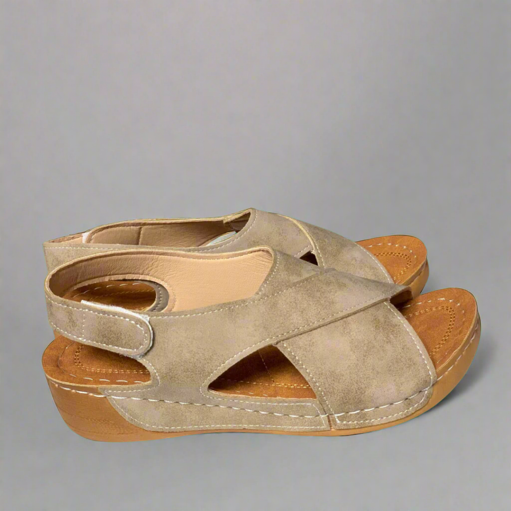 Solveig | Ultra-flat, Comfortable Orthopaedic Sandals